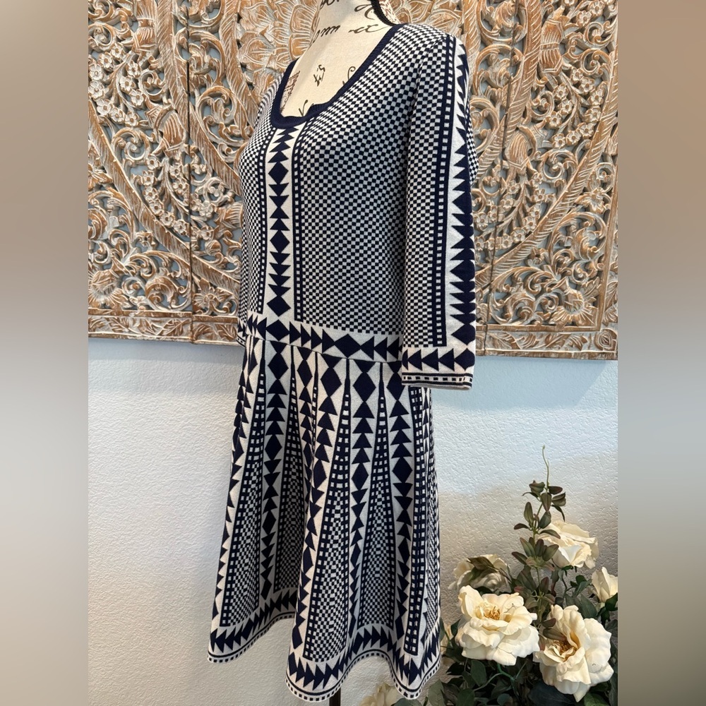 Nina Leonard Navy Blue & White Knit Midi Length Dress- size XL - Picture 4 of 11